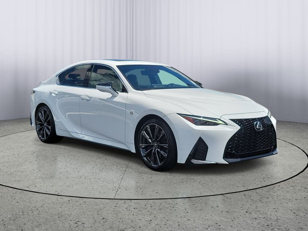 2023 LEXUS IS