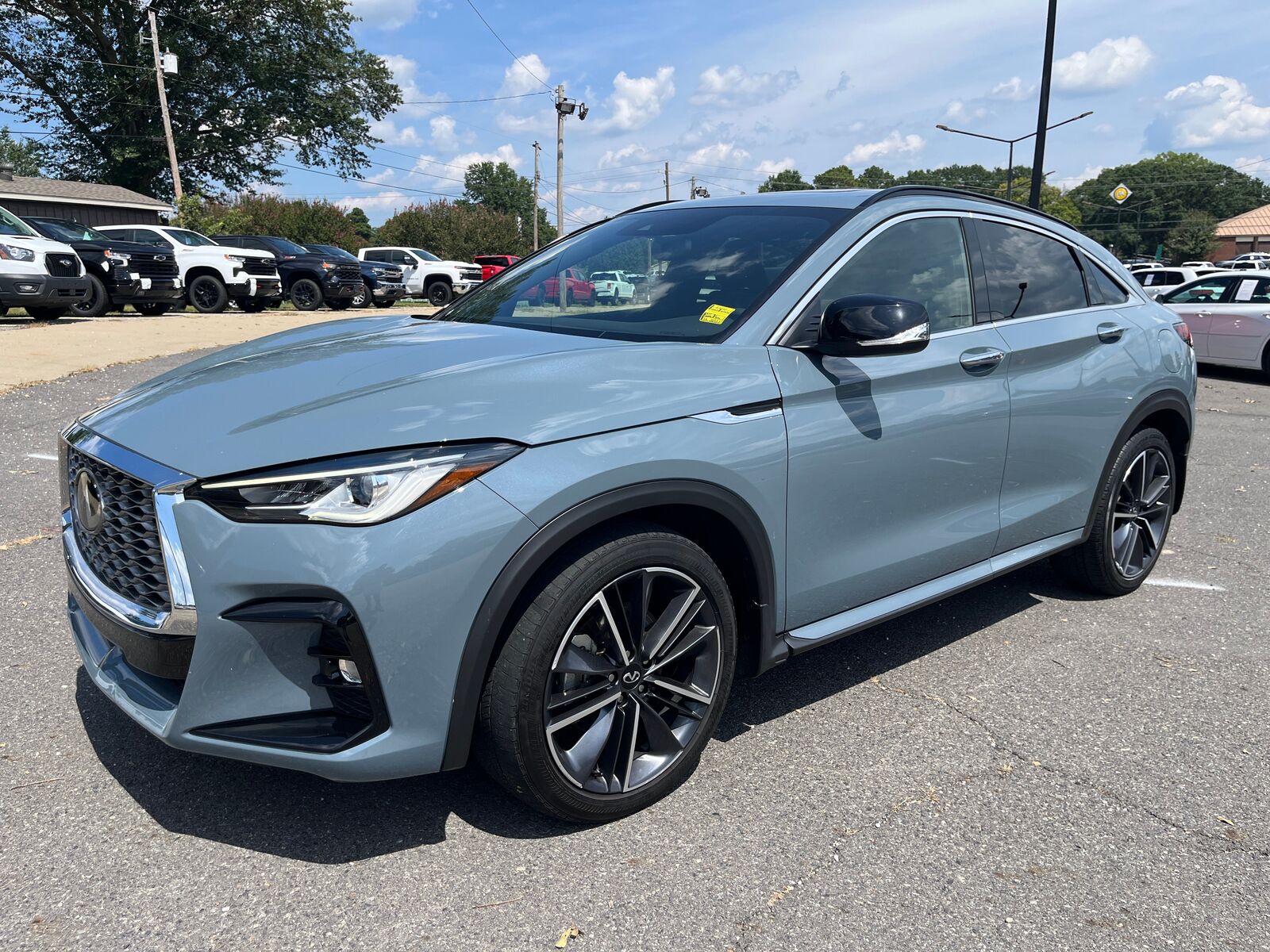 2023 INFINITI QX55