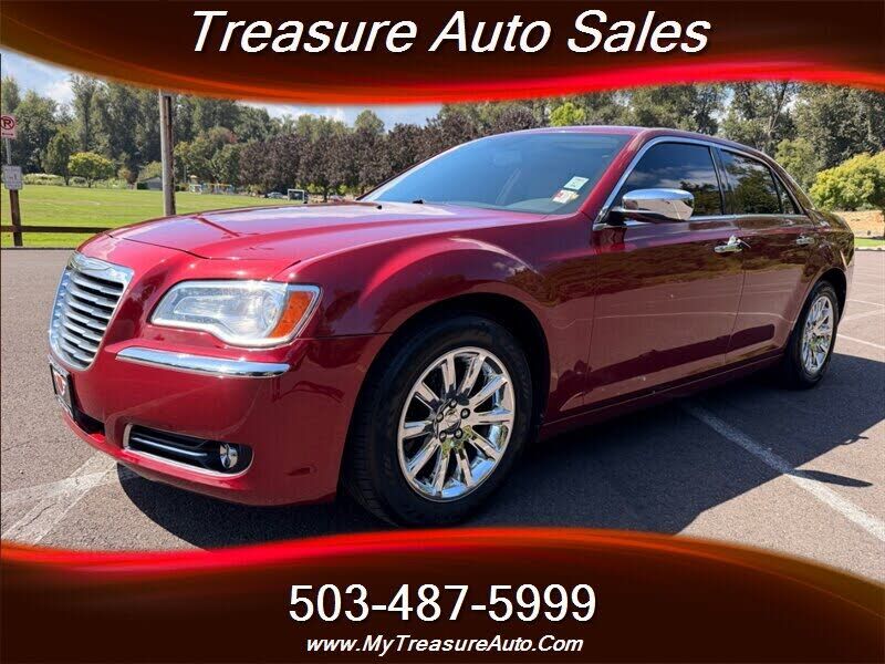 2013 CHRYSLER 300