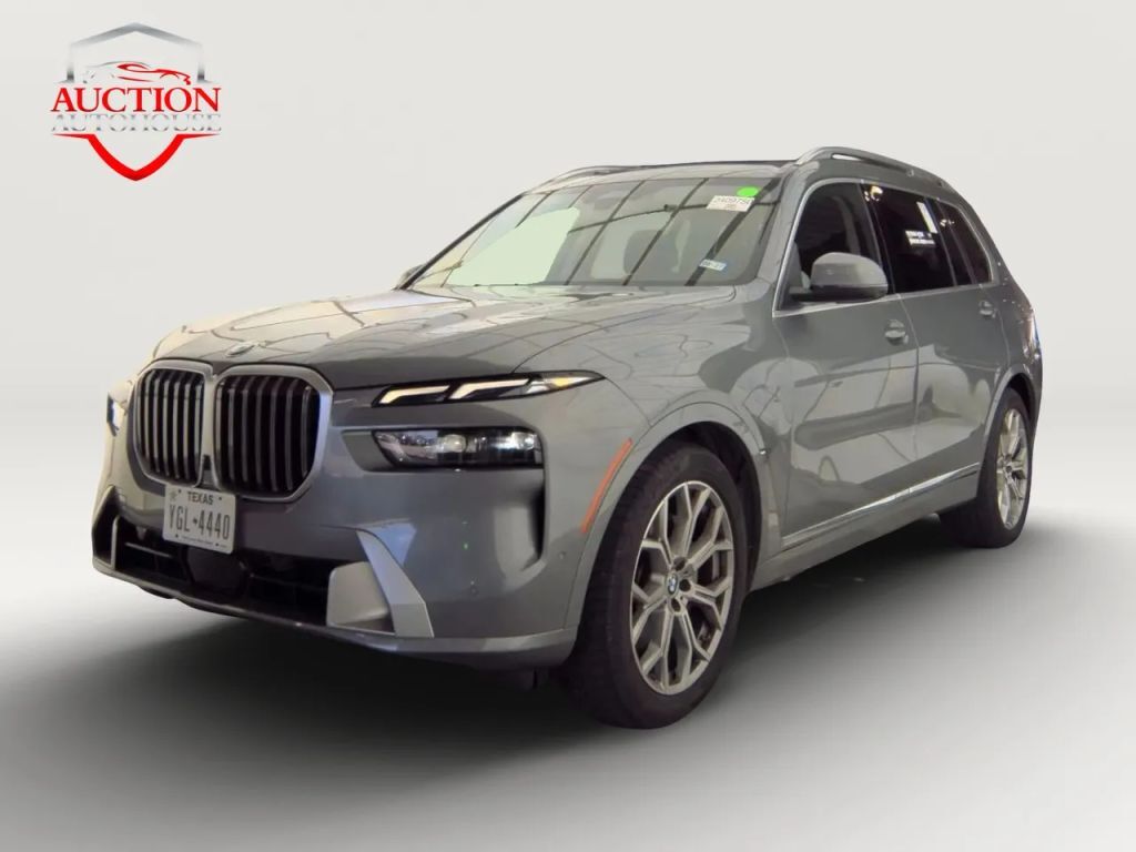 2025 BMW X7