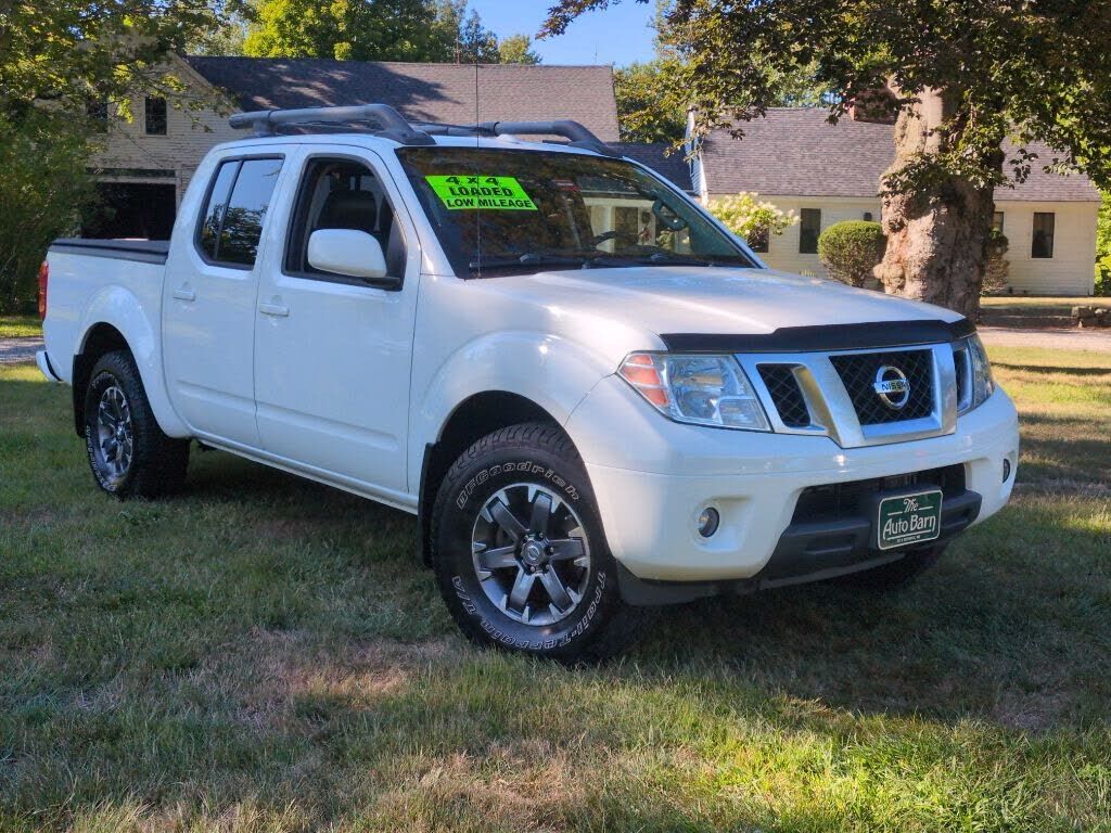 2015 NISSAN Frontier