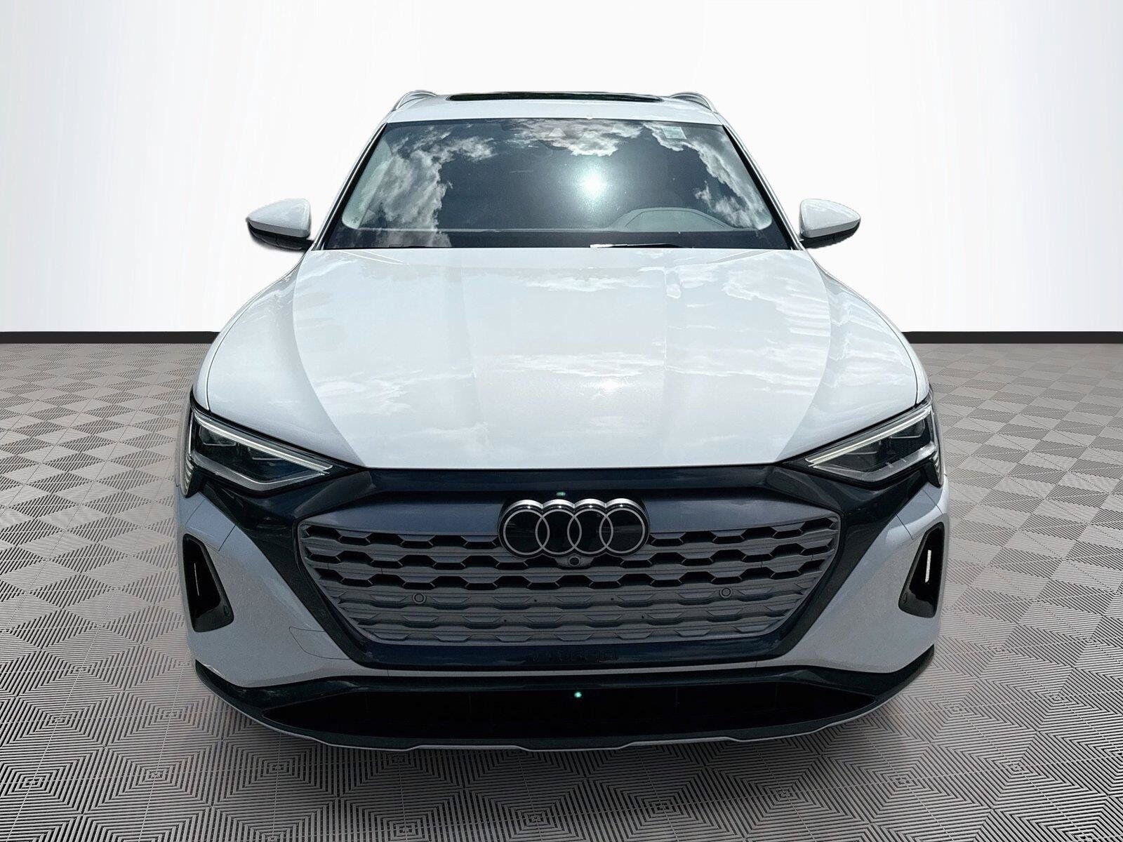 2024 Audi Q8