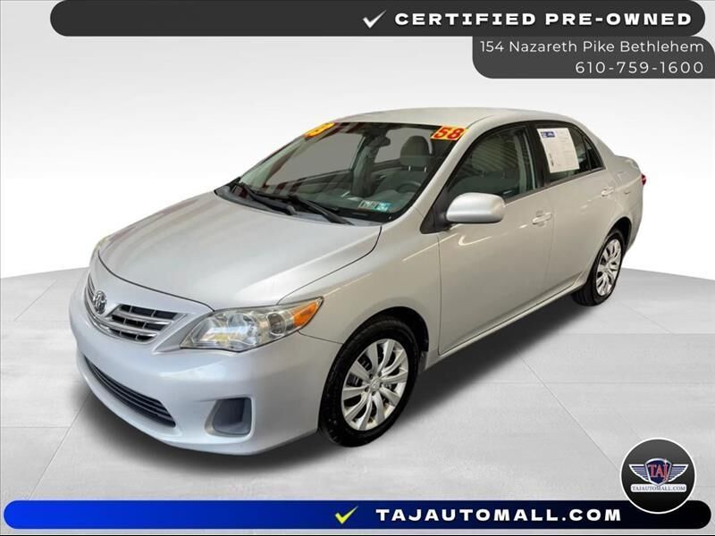 2013 TOYOTA Corolla