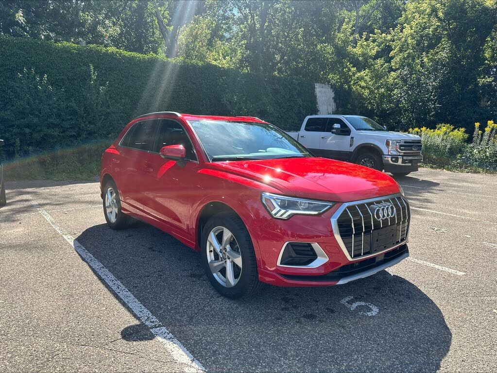 2019 AUDI Q3