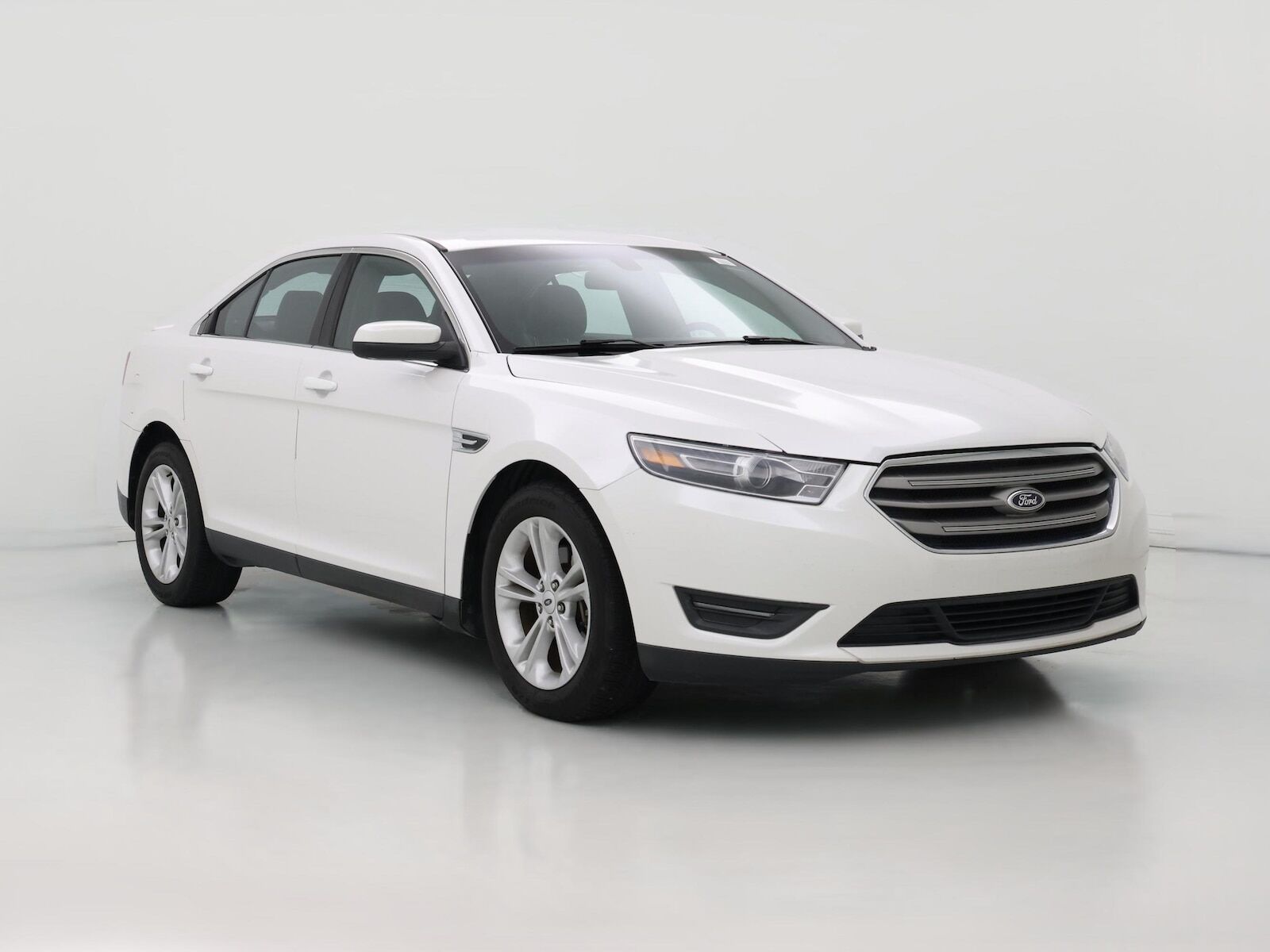 2015 FORD Taurus