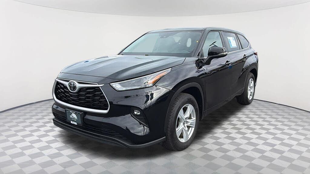 2025 TOYOTA Highlander