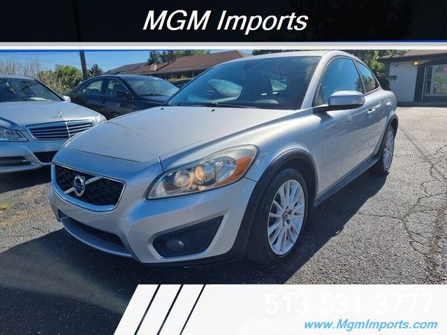 2011 VOLVO C30