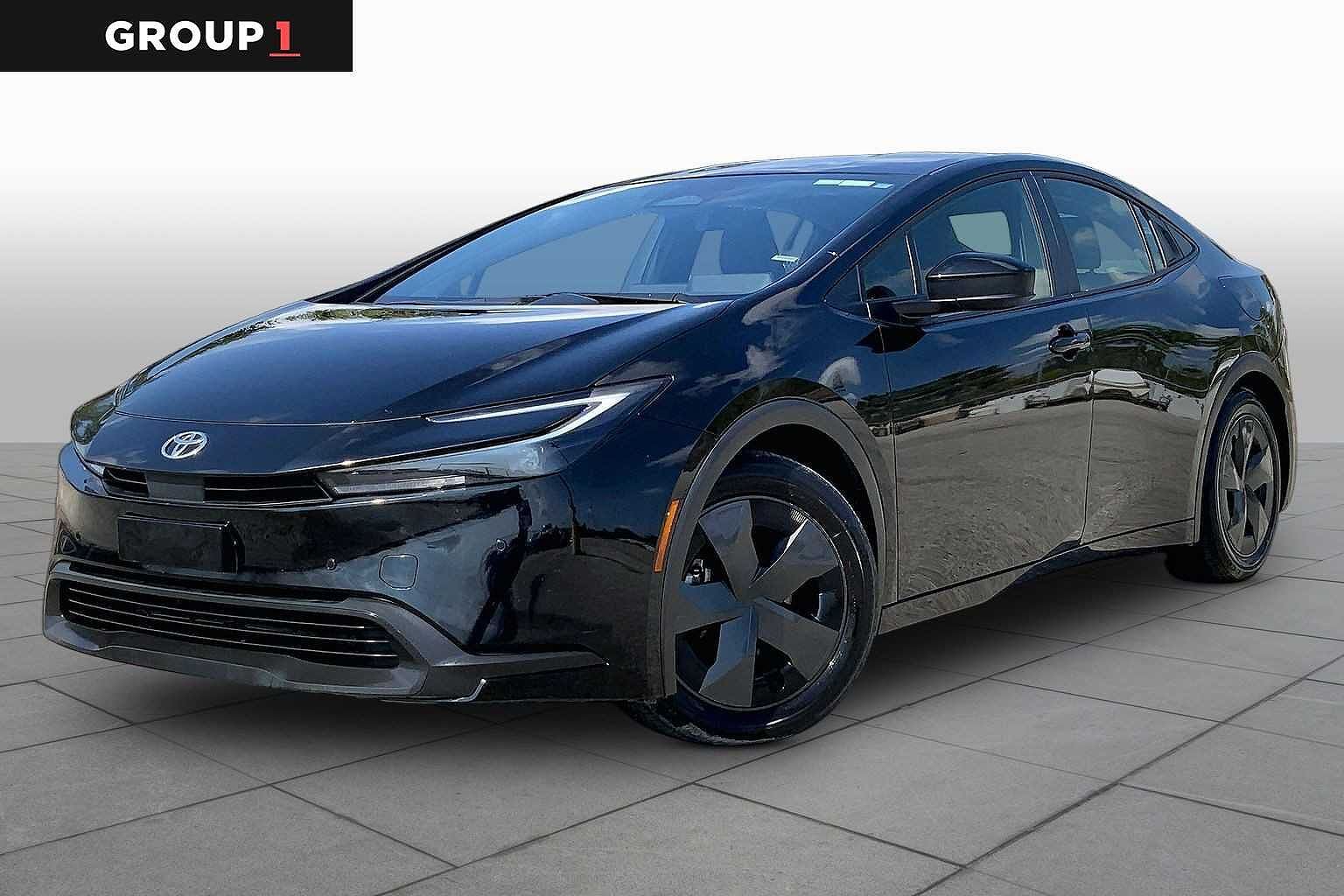 2025 TOYOTA PRIUS