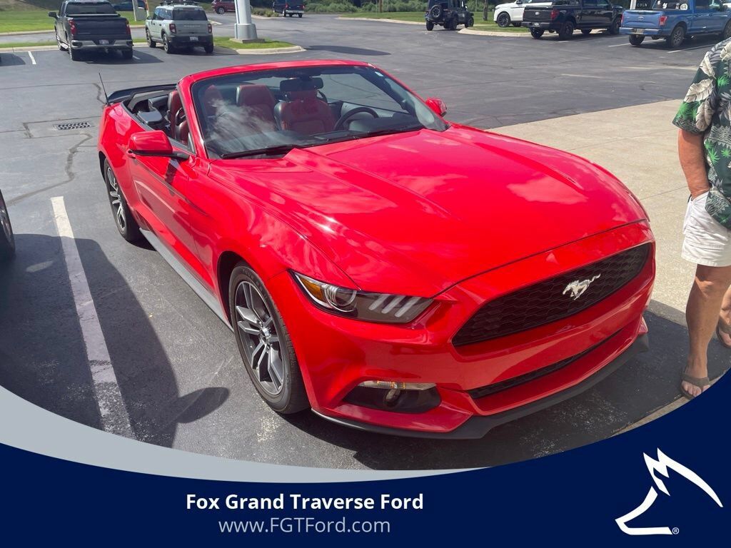 2017 FORD Mustang