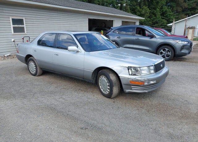 1990 LEXUS LS
