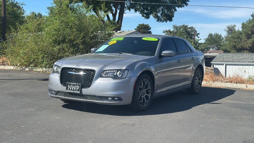 2017 CHRYSLER 300