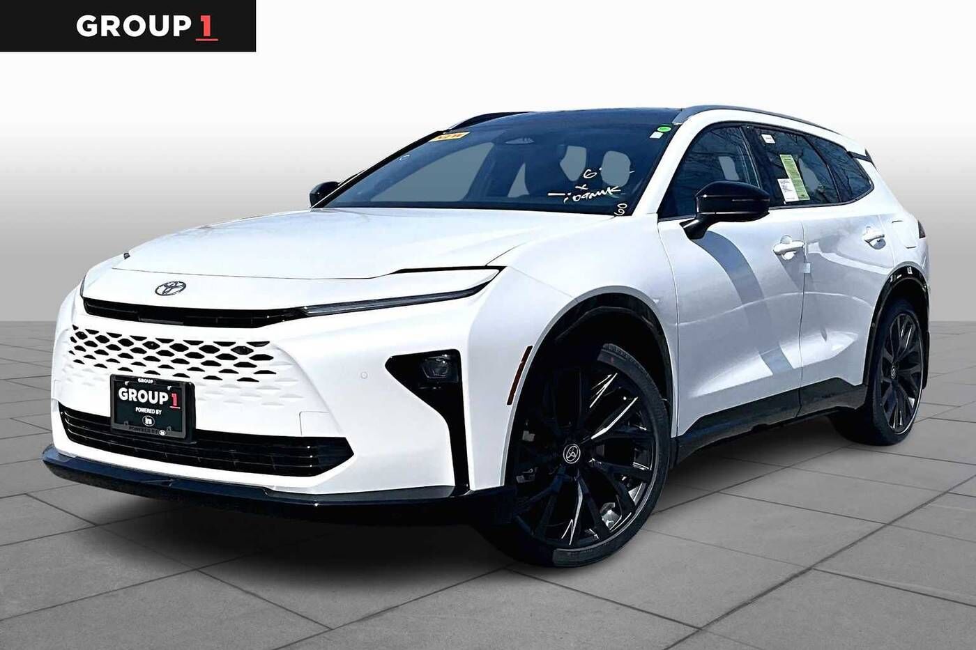 2026 TOYOTA Crown Signia