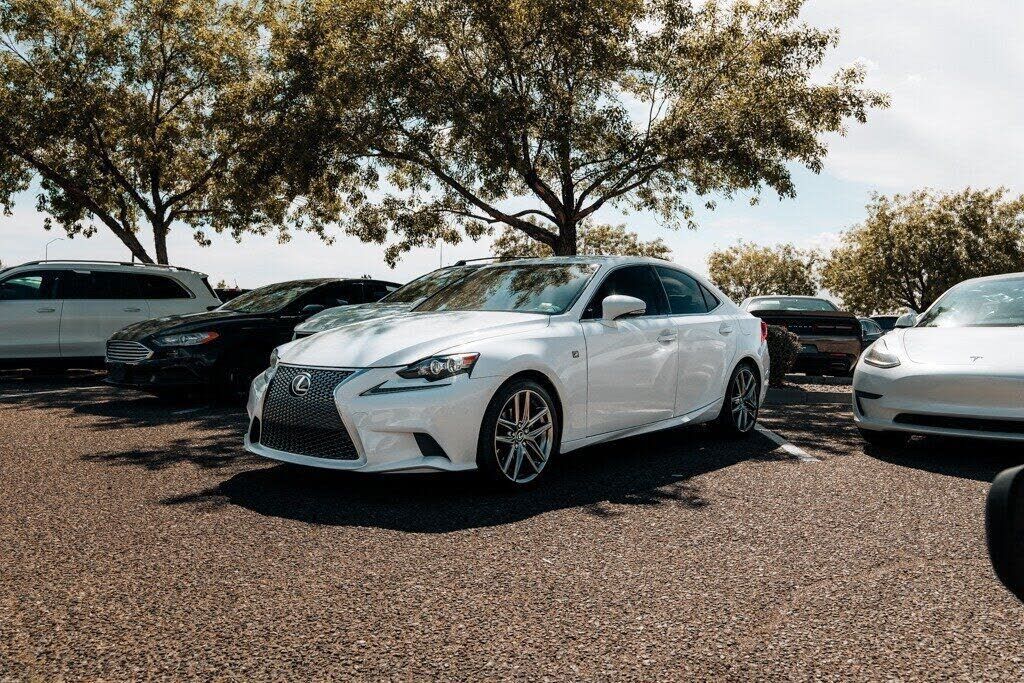 2015 LEXUS IS