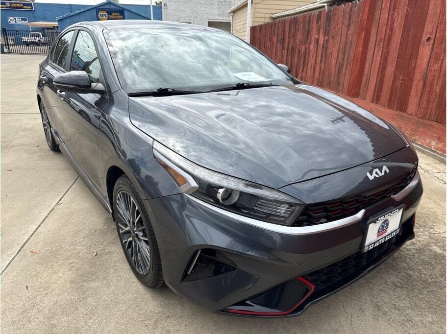 2023 KIA Forte