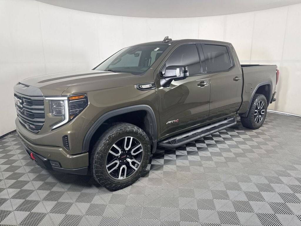 2023 GMC Sierra