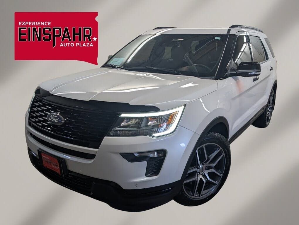 2018 FORD Explorer