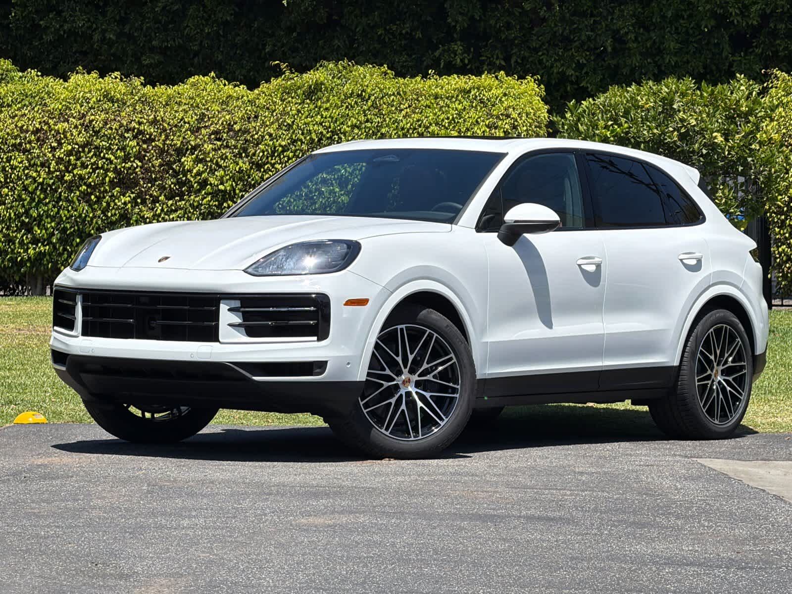 2026 PORSCHE Cayenne