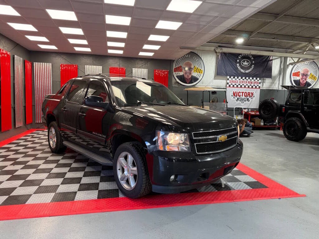 2013 CHEVROLET Avalanche