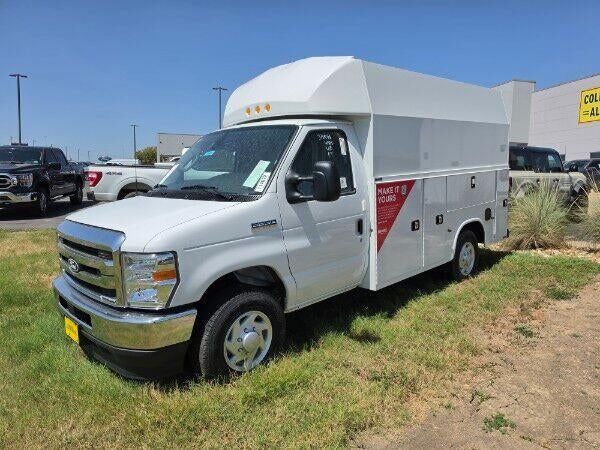 2027 FORD E-350