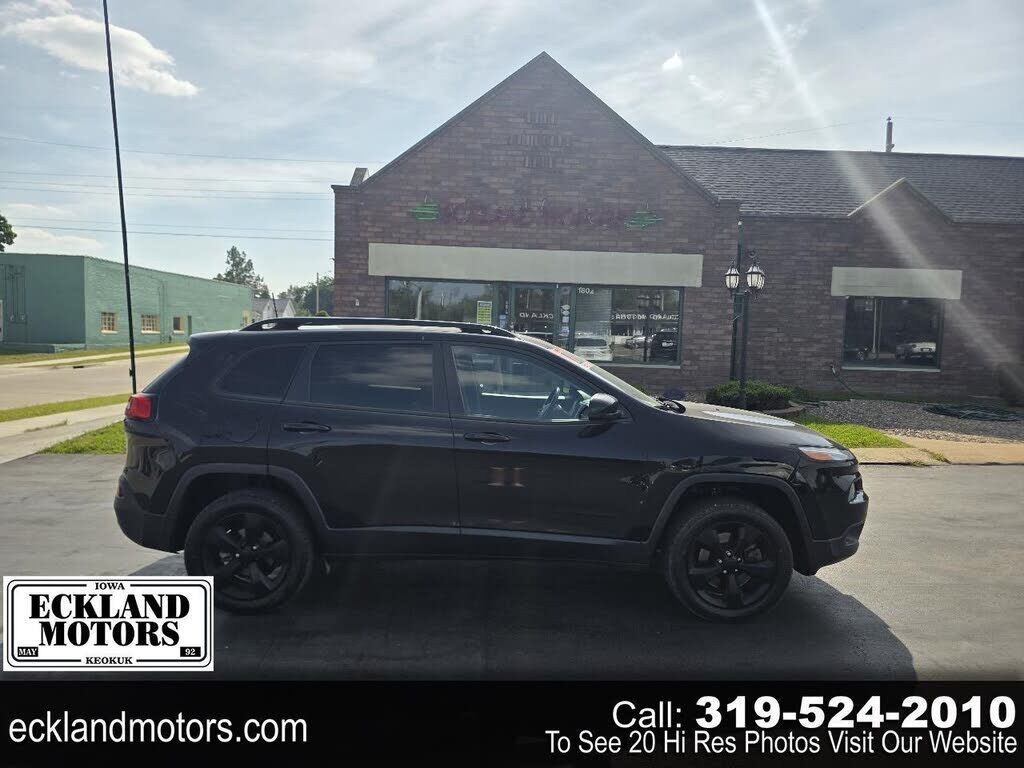 2017 JEEP Cherokee