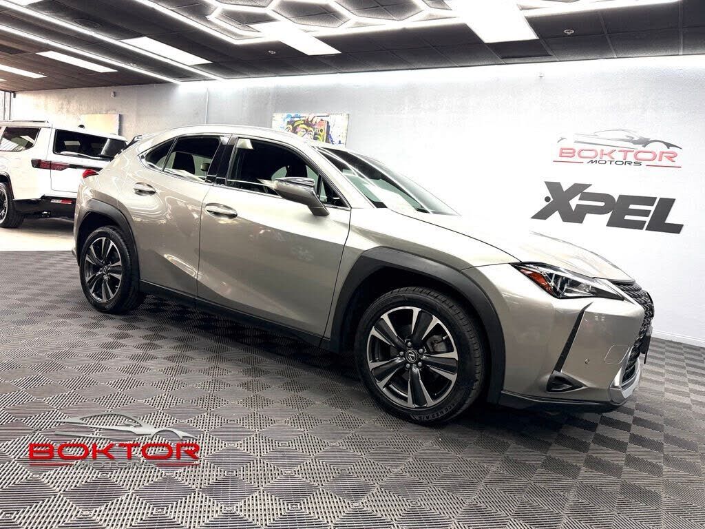2021 LEXUS UX