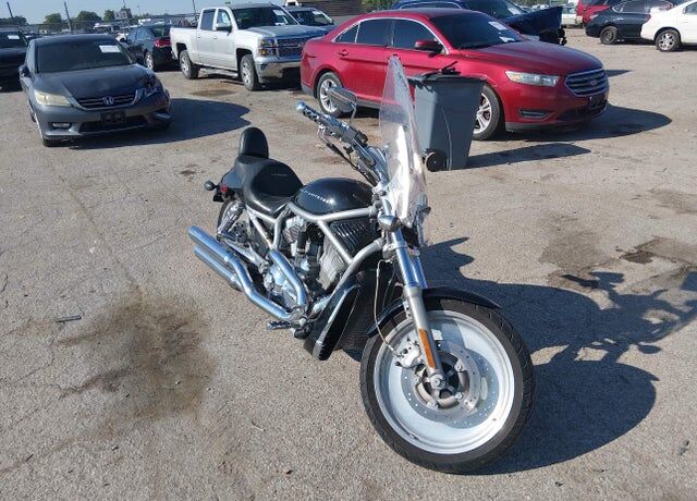 2004 HARLEY DAVIDSON V-Rod