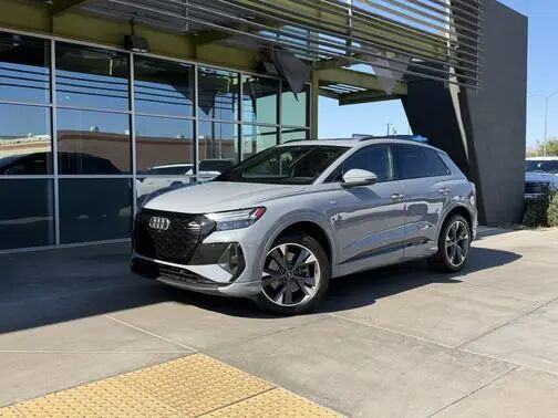 2023 AUDI Q4