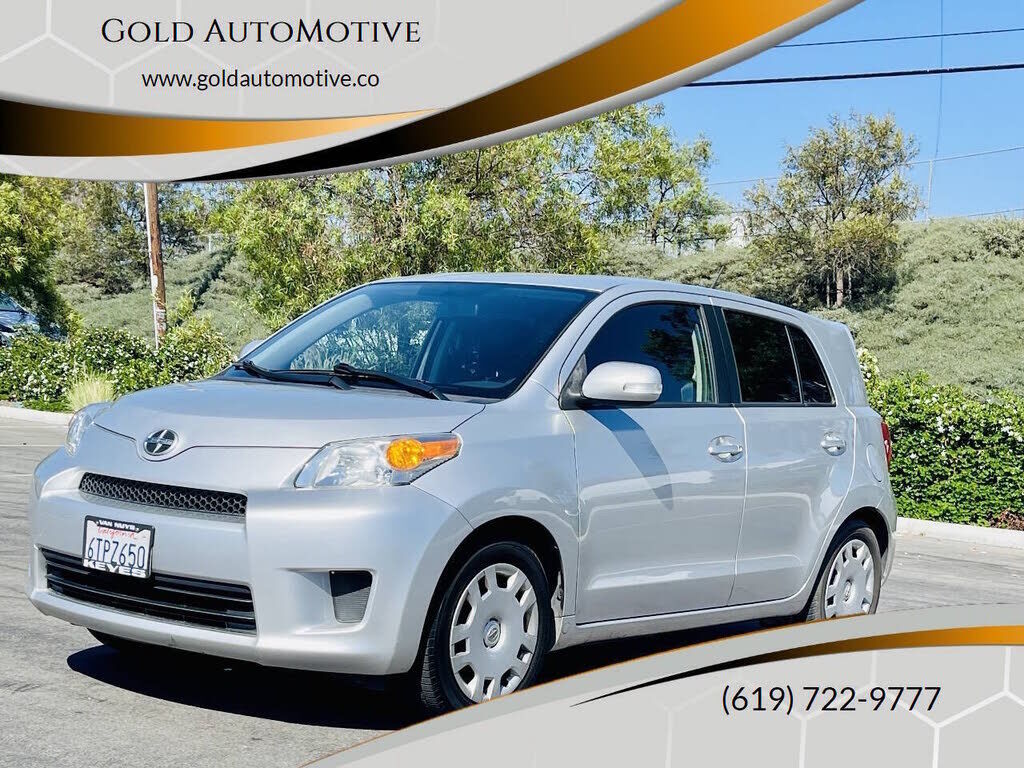 2011 TOYOTA SCION