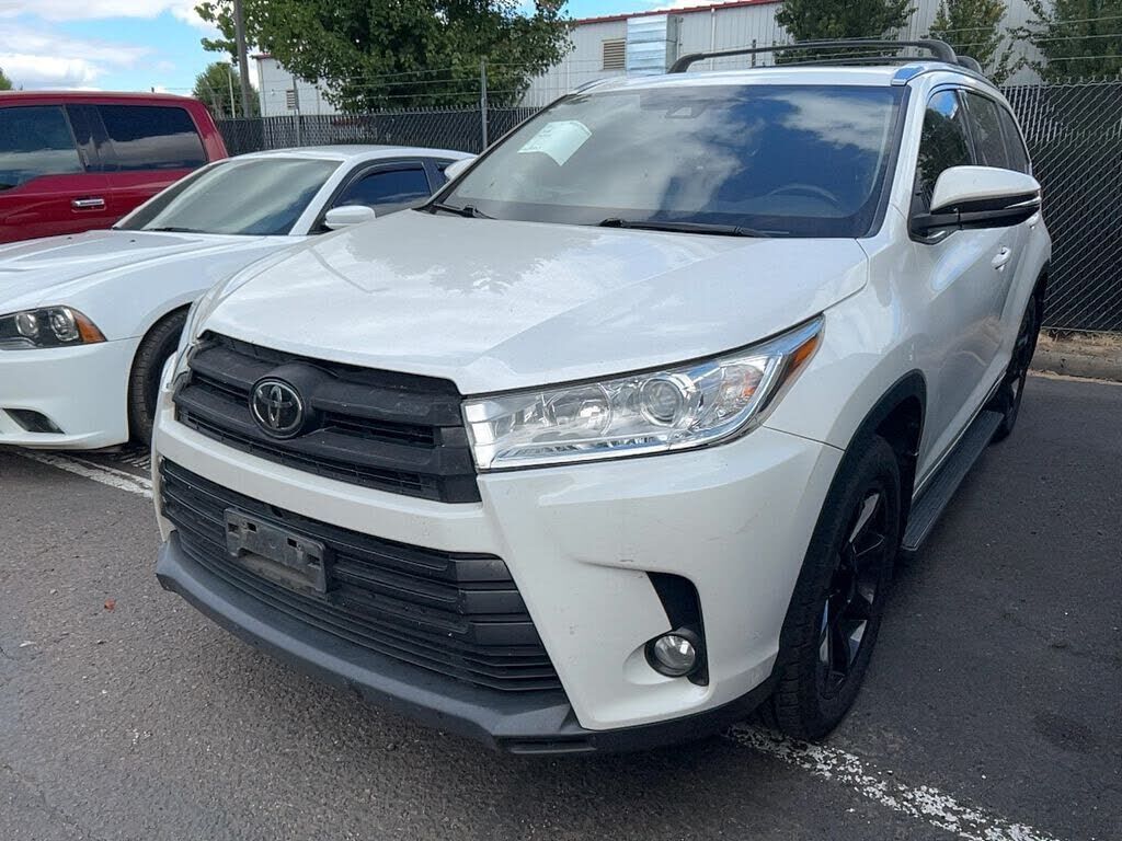 2018 TOYOTA Highlander