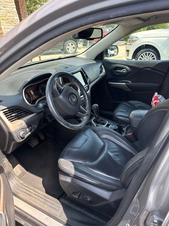2018 JEEP Cherokee