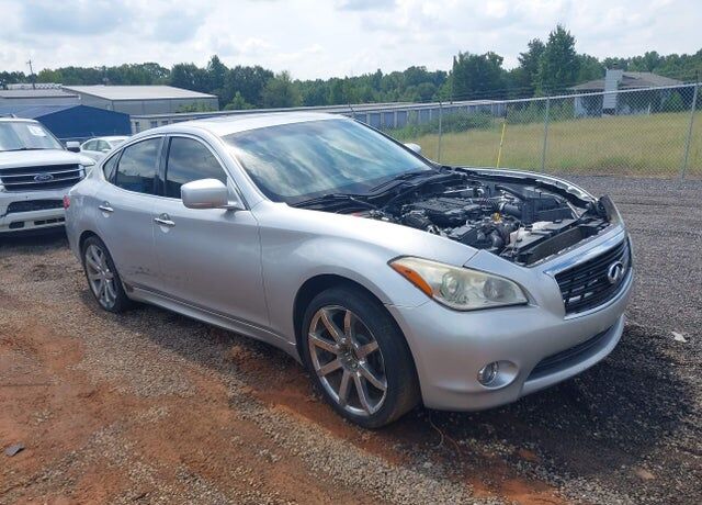 2012 INFINITI M37