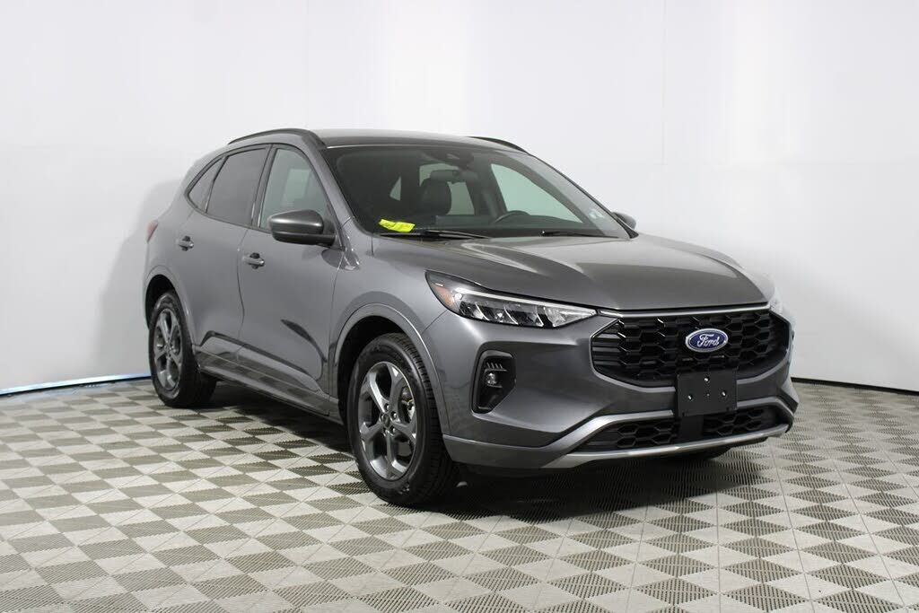 2023 FORD Escape