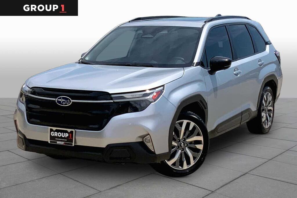 2025 SUBARU Forester