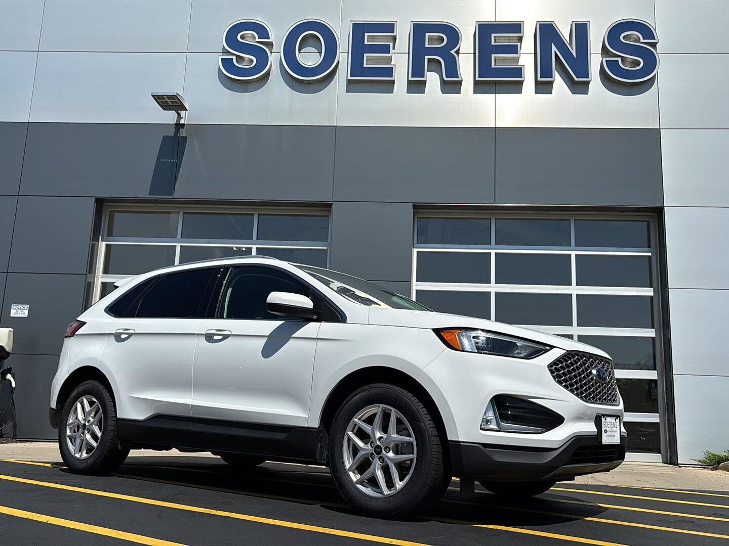 2024 FORD Edge