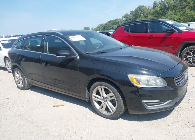 2015 VOLVO V60
