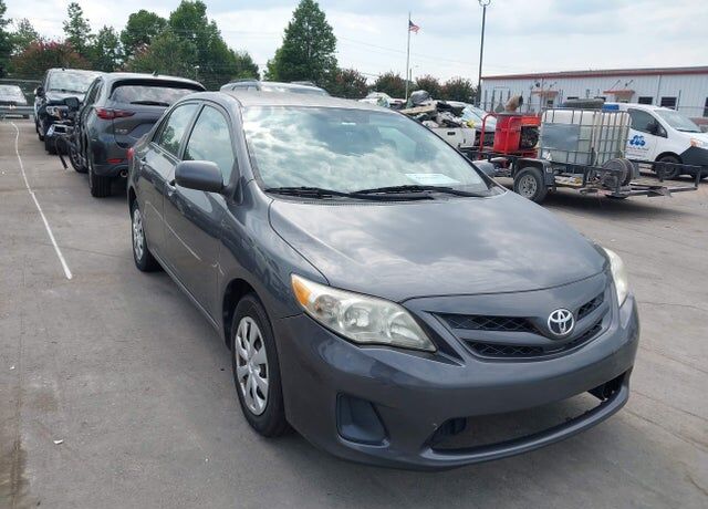 2011 TOYOTA Corolla