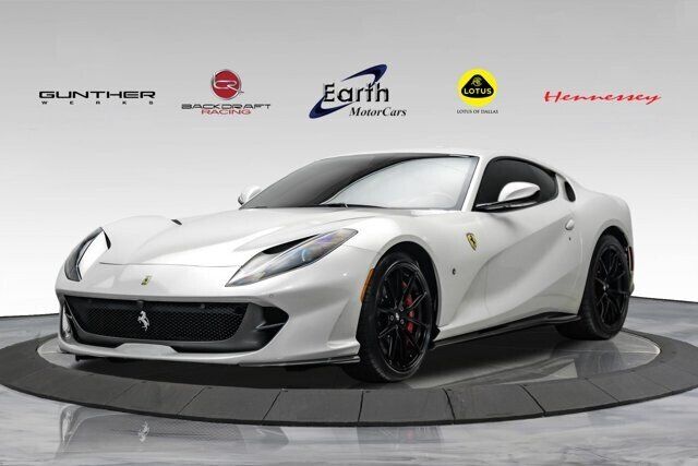 2019 FERRARI 812 Superfast