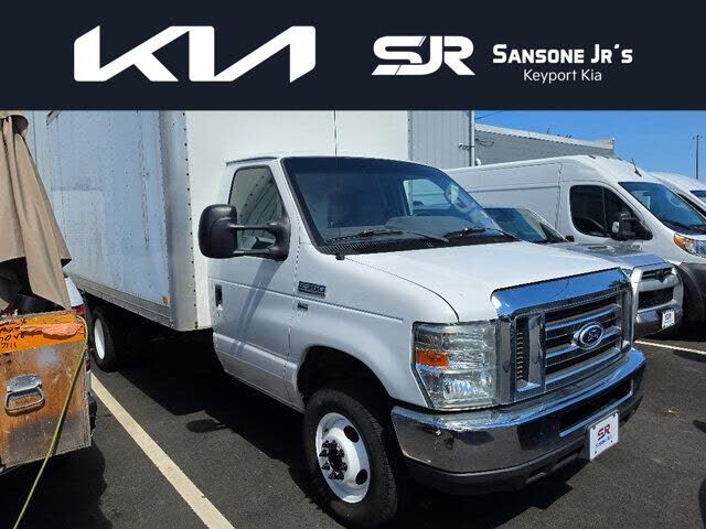 2016 FORD E-350