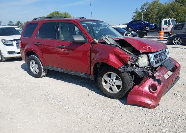 2011 FORD Escape