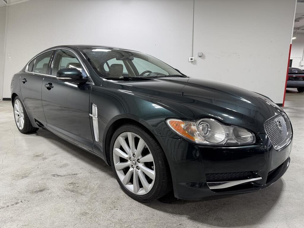 2010 JAGUAR XF