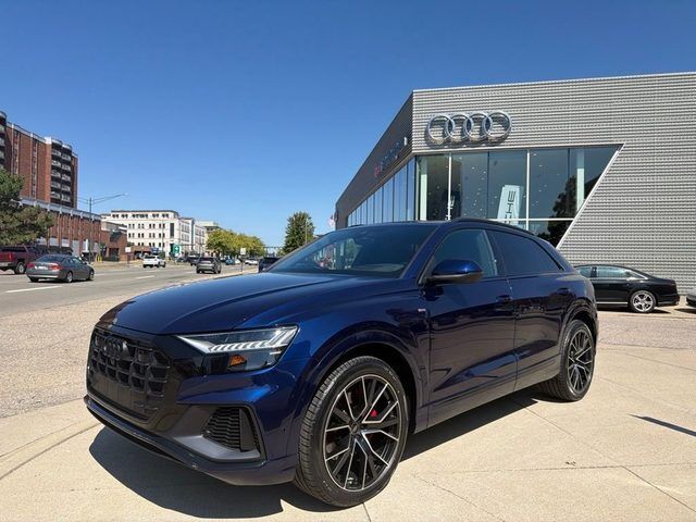2023 AUDI Q8