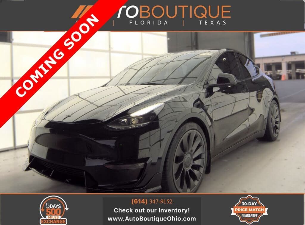 2023 TESLA Model Y