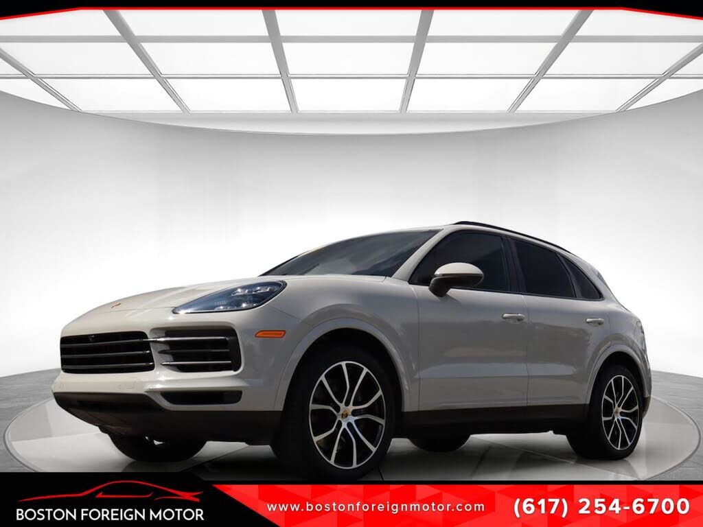 2022 PORSCHE Cayenne