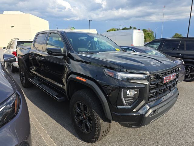 2025 GMC Canyon