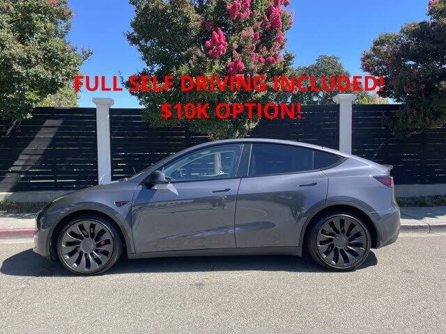 2022 TESLA Model Y