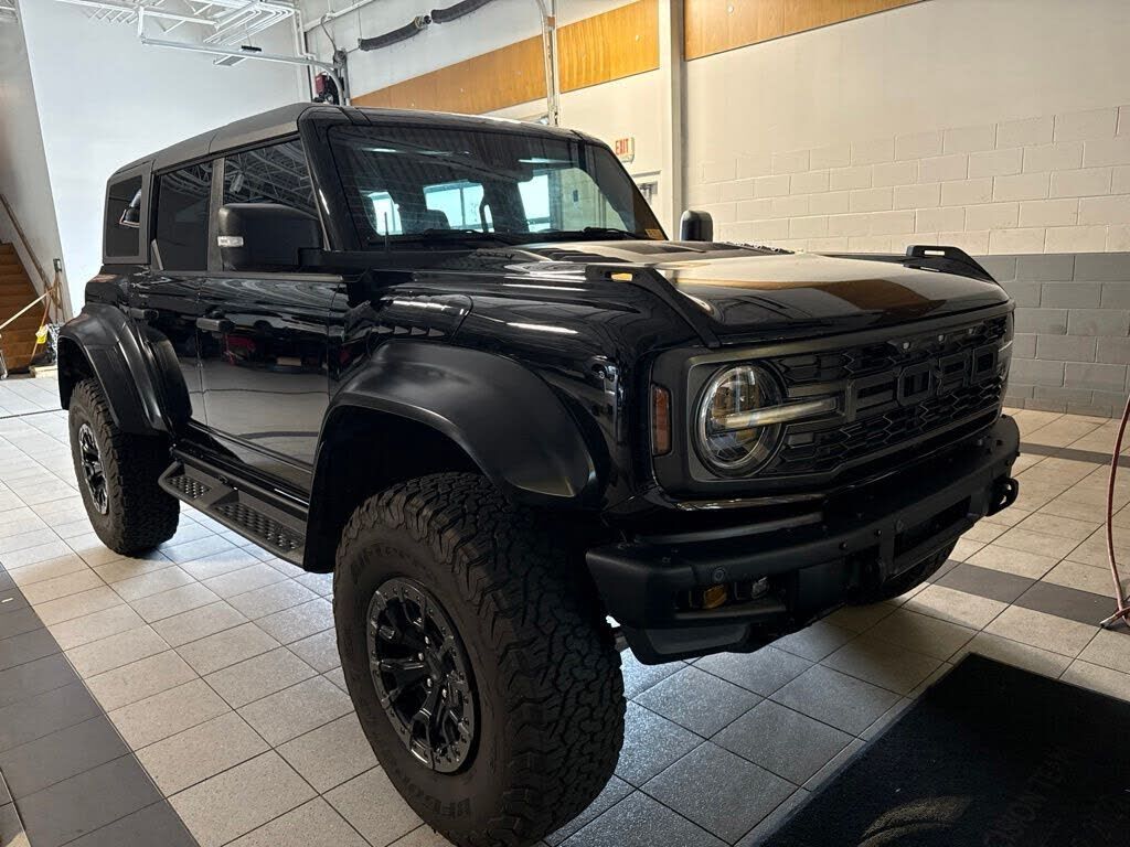 2024 FORD Bronco
