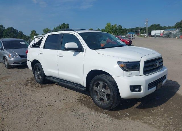 2014 TOYOTA Sequoia