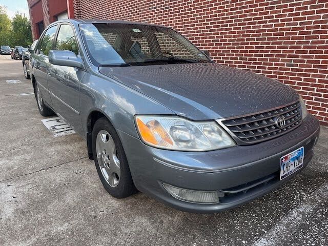 2004 TOYOTA Avalon