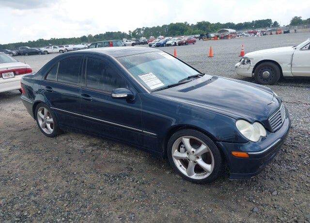 2004 MERCEDES-BENZ C-Class