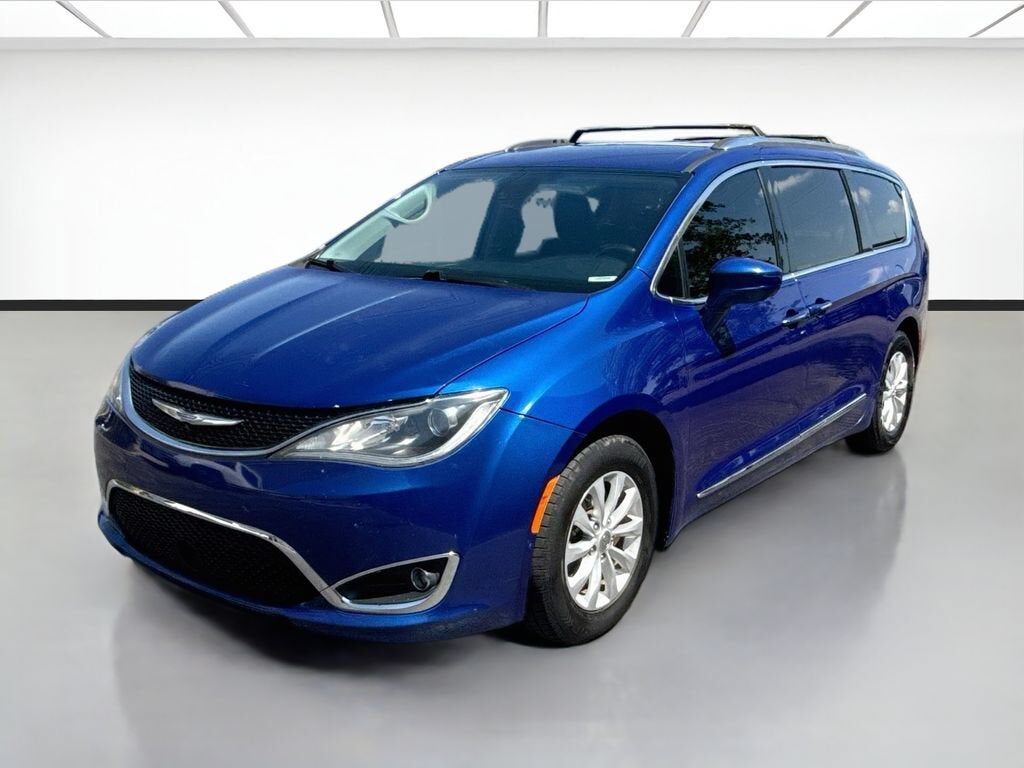 2019 CHRYSLER Pacifica